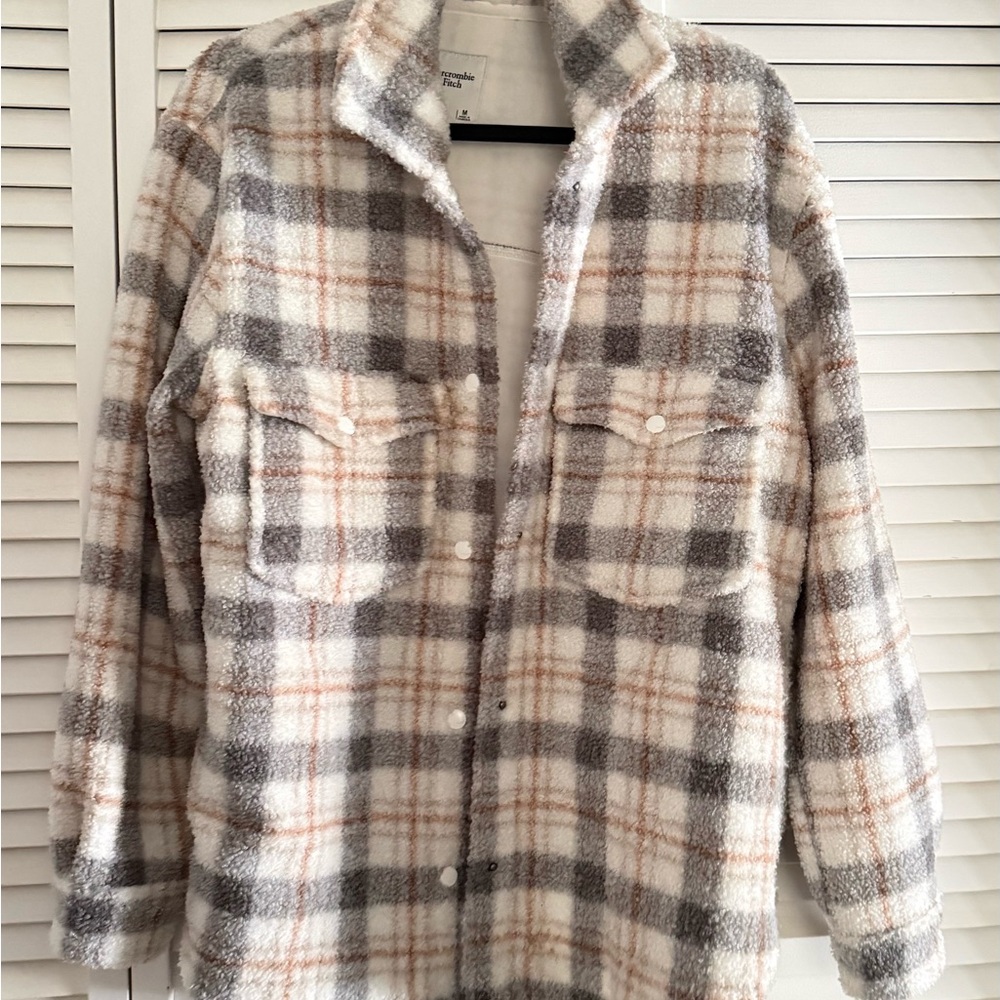 Abercrombie & Fitch Gray and Cream Teddy Jacket